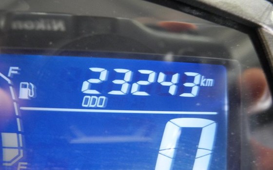 Gebrauchtmotorrad Kawasaki Z1000SX - Bild 11