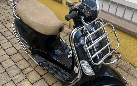 Gebrauchtmotorrad Vespa LX 125 - Bild 1 Gebrauchtmotorrad Vespa LX 125 - Bild 1