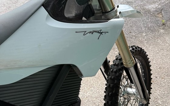 Gebrauchtmotorrad Stark Future Varg MX - Bild 11 Gebrauchtmotorrad Stark Future Varg MX - Bild 11