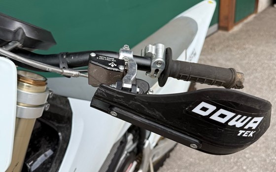 Gebrauchtmotorrad Stark Future Varg MX - Bild 8 Gebrauchtmotorrad Stark Future Varg MX - Bild 8