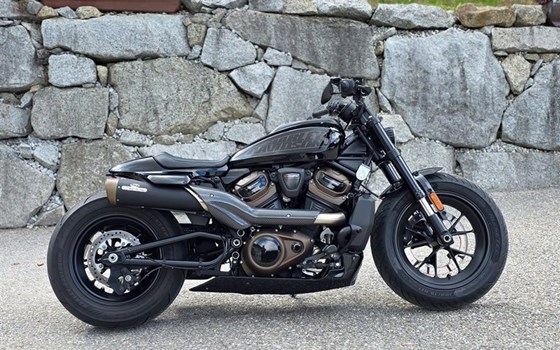 Gebrauchtmotorrad Harley-Davidson Sportster S RH1250S - Bild 2 Gebrauchtmotorrad Harley-Davidson Sportster S RH1250S - Bild 2