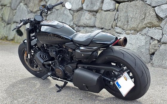 Gebrauchtmotorrad Harley-Davidson Sportster S RH1250S - Bild 5 Gebrauchtmotorrad Harley-Davidson Sportster S RH1250S - Bild 5