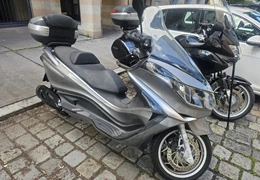 Gebrauchte Piaggio X10 350 i.e. Gebrauchte Piaggio X10 350 i.e.