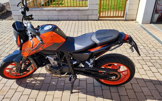 Gebrauchtmotorrad KTM 690 Duke - Bild 2 Gebrauchtmotorrad KTM 690 Duke - Bild 2