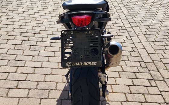 Gebrauchtmotorrad KTM 690 Duke - Bild 3 Gebrauchtmotorrad KTM 690 Duke - Bild 3