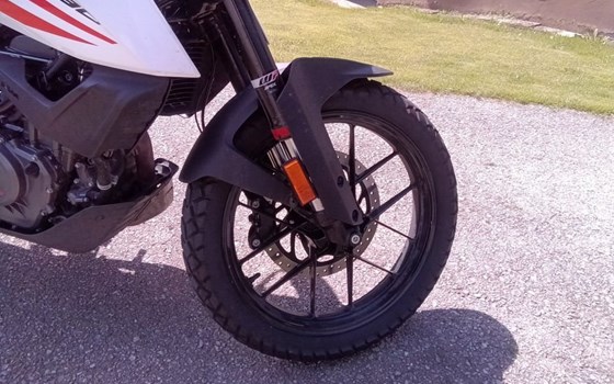 Gebrauchtmotorrad KTM 390 Adventure - Bild 8 Gebrauchtmotorrad KTM 390 Adventure - Bild 8