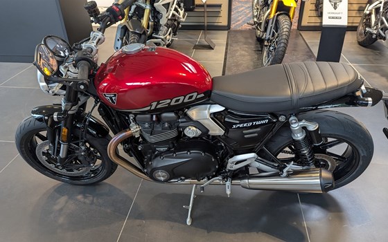 Gebrauchtmotorrad Triumph Speed Twin 1200 - Bild 3