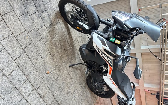 Gebrauchtmotorrad KTM 790 Adventure - Bild 4 Gebrauchtmotorrad KTM 790 Adventure - Bild 4