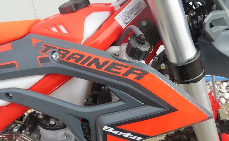 Angebot Beta Xtrainer 300 Bild 8: Angebot Beta Xtrainer 300