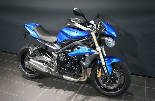 Gebrauchtmotorrad Triumph Street Triple