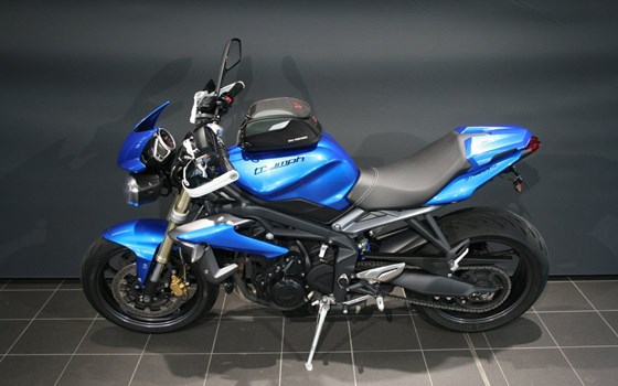 Gebrauchtmotorrad Triumph Street Triple - Bild 8