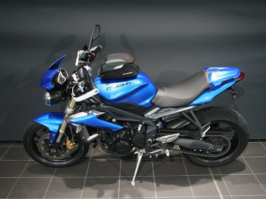 Angebot Triumph Street Triple Bild 8: Angebot Triumph Street Triple