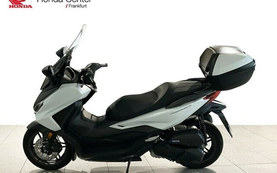 Gebrauchtmotorrad Honda Forza 125 - Bild 2