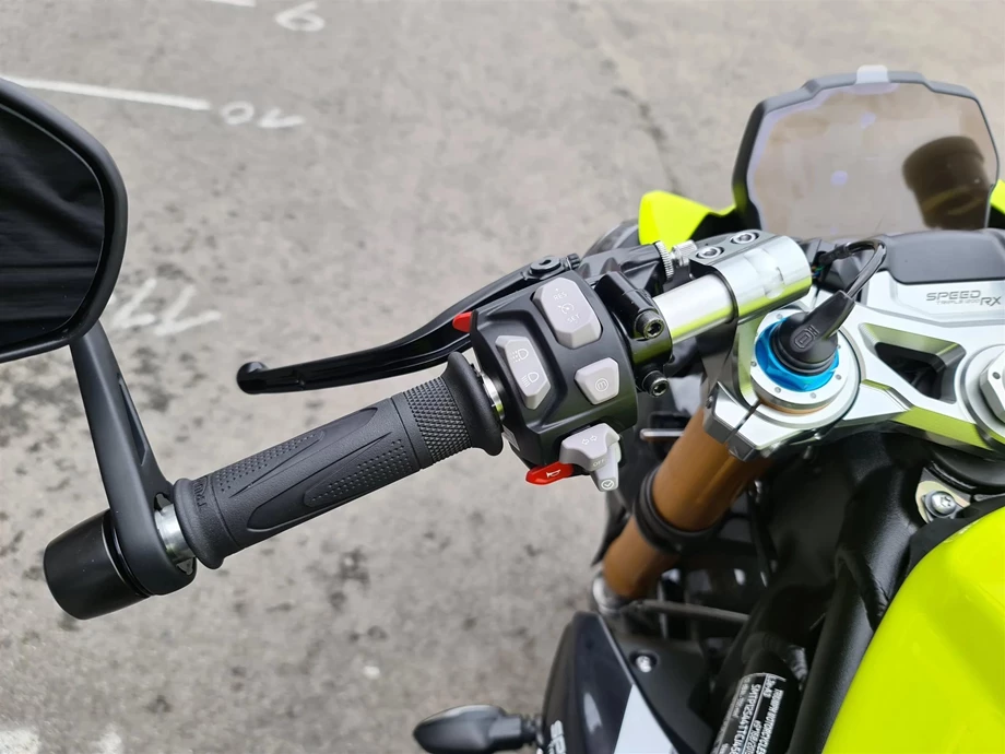 Angebot Triumph Speed Triple 1200 RX Bild 8: Angebot Triumph Speed Triple 1200 RX