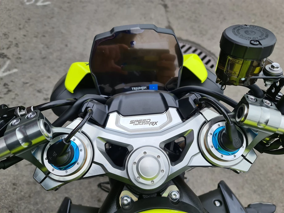 Angebot Triumph Speed Triple 1200 RX Bild 10: Angebot Triumph Speed Triple 1200 RX