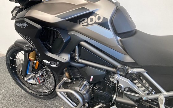 Gebrauchtmotorrad Triumph Tiger 1200 Rally PRO - Bild 3 Gebrauchtmotorrad Triumph Tiger 1200 Rally PRO - Bild 3
