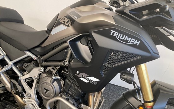 Gebrauchtmotorrad Triumph Tiger 1200 Rally PRO - Bild 10 Gebrauchtmotorrad Triumph Tiger 1200 Rally PRO - Bild 10