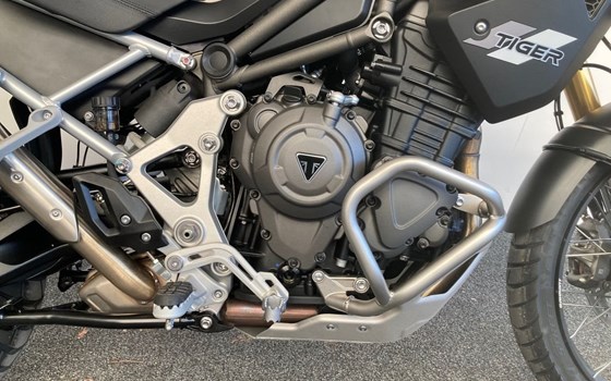 Gebrauchtmotorrad Triumph Tiger 1200 Rally PRO - Bild 12 Gebrauchtmotorrad Triumph Tiger 1200 Rally PRO - Bild 12
