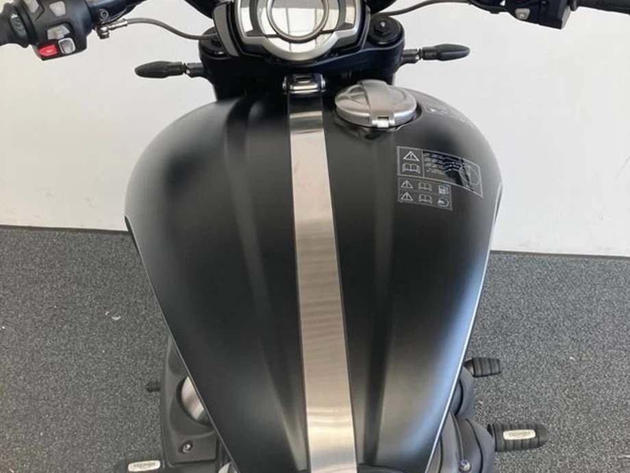 Angebot Triumph Rocket 3 Storm GT Bild 12: Angebot Triumph Rocket 3 Storm GT