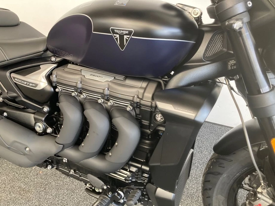 Angebot Triumph Rocket 3 Storm GT Bild 7: Angebot Triumph Rocket 3 Storm GT