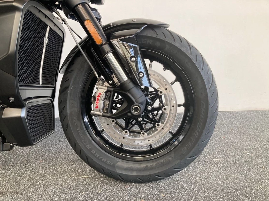 Angebot Triumph Rocket 3 Storm GT Bild 9: Angebot Triumph Rocket 3 Storm GT