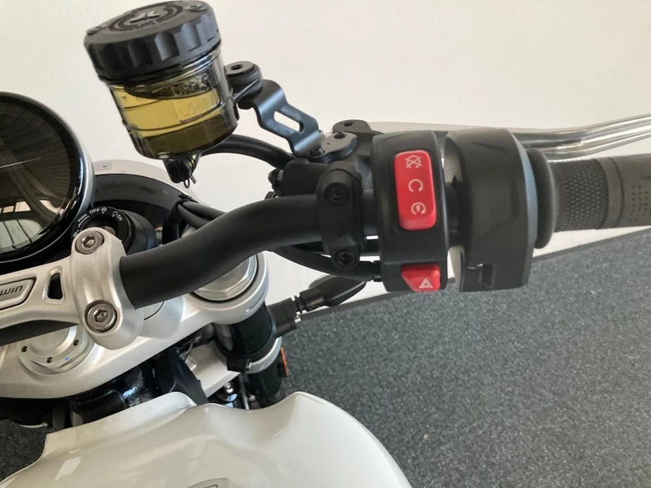 Angebot Triumph Speed Twin 1200 Bild 19: Angebot Triumph Speed Twin 1200