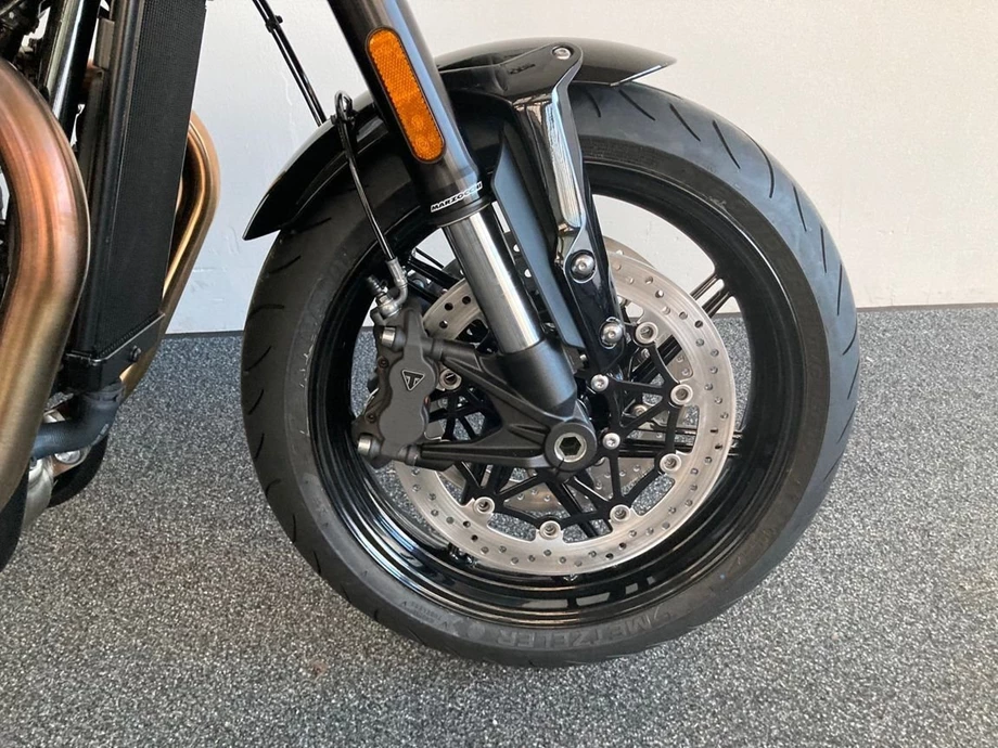Angebot Triumph Speed Twin 1200 Bild 8: Angebot Triumph Speed Twin 1200