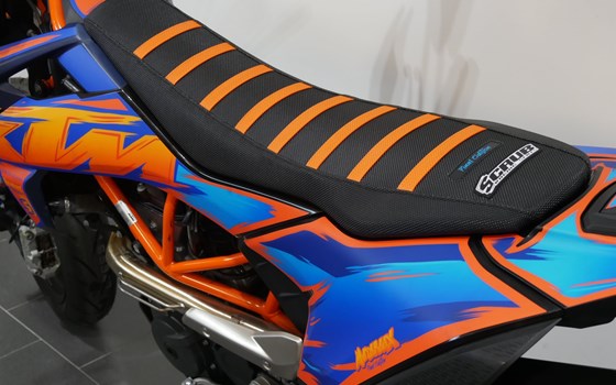 Neufahrzeug KTM 690 SMC R - Bild 12