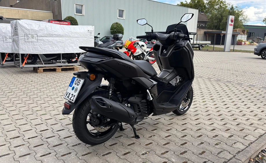 Angebot Yamaha NMAX 125 Tech MAX Bild 6: Angebot Yamaha NMAX 125 Tech MAX