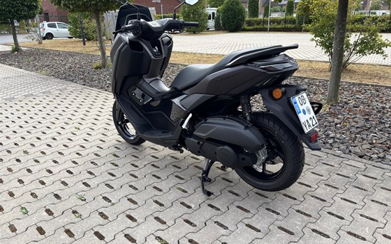 Gebrauchtmotorrad Yamaha NMAX 125 Tech MAX - Bild 7