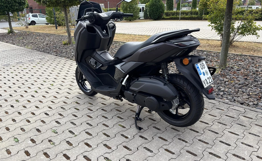 Angebot Yamaha NMAX 125 Tech MAX Bild 7: Angebot Yamaha NMAX 125 Tech MAX