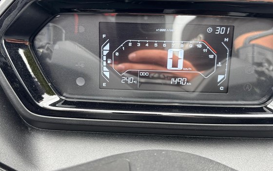 Gebrauchtmotorrad Yamaha XMAX 125 - Bild 9