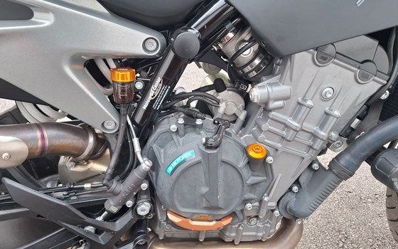 Gebrauchtmotorrad KTM 790 Duke - Bild 5 Gebrauchtmotorrad KTM 790 Duke - Bild 5