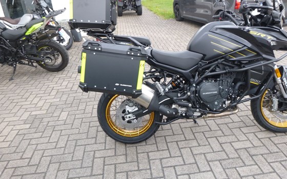 Neufahrzeug QJ Motor SRT 900 SX - Bild 9