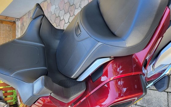 Gebrauchtmotorrad Honda GL 1800 Goldwing Tour DCT - Bild 2