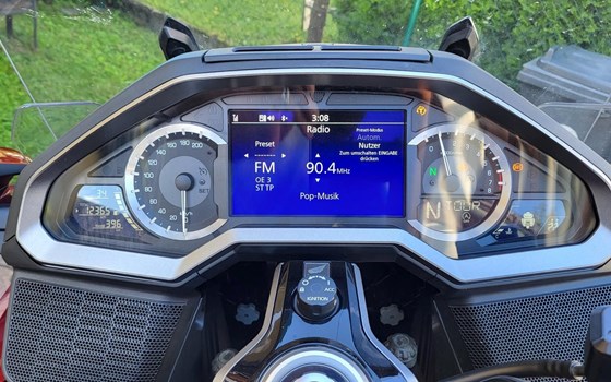 Gebrauchtmotorrad Honda GL 1800 Goldwing Tour DCT - Bild 6