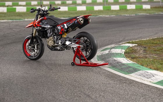 Neufahrzeug Ducati Hypermotard 698 Mono RVE - Bild 12 Neufahrzeug Ducati Hypermotard 698 Mono RVE - Bild 12