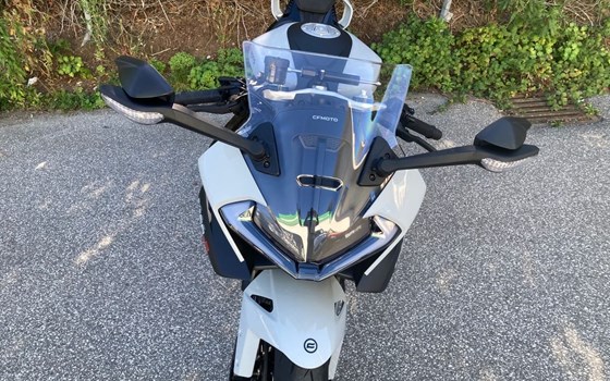 Neufahrzeug CFMOTO 675SR-R - Bild 10 Neufahrzeug CFMOTO 675SR-R - Bild 10