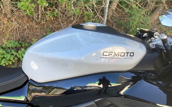 Neufahrzeug CFMOTO 675SR-R - Bild 11 Neufahrzeug CFMOTO 675SR-R - Bild 11