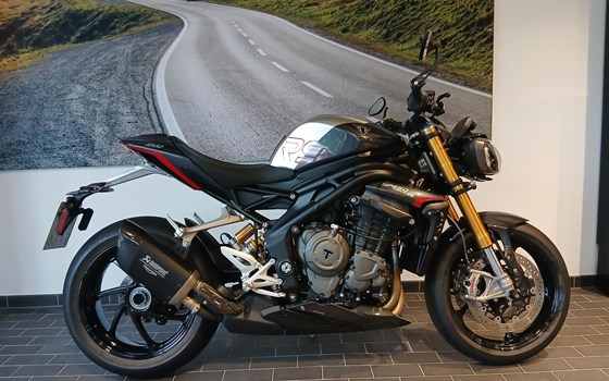 Gebrauchtmotorrad Triumph Speed Triple 1200 RS - Bild 1