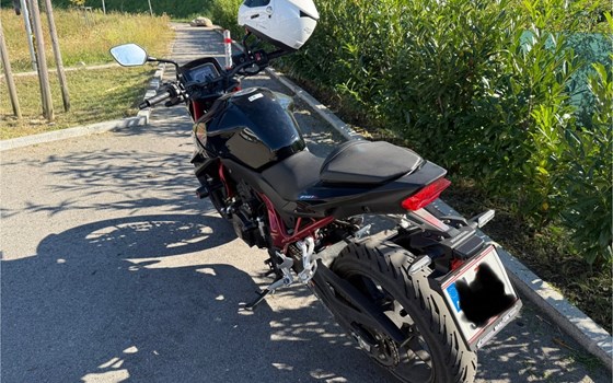 Gebrauchtmotorrad Honda CB 750 - Bild 3 Gebrauchtmotorrad Honda CB 750 - Bild 3