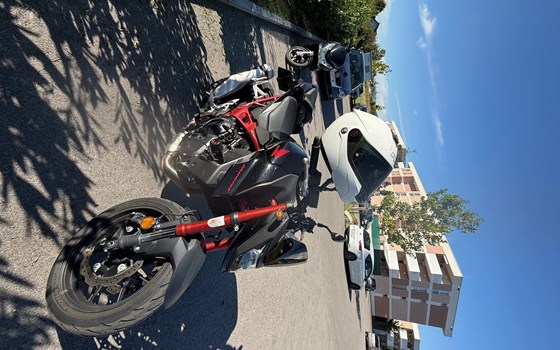 Gebrauchtmotorrad Honda CB 750 - Bild 7 Gebrauchtmotorrad Honda CB 750 - Bild 7