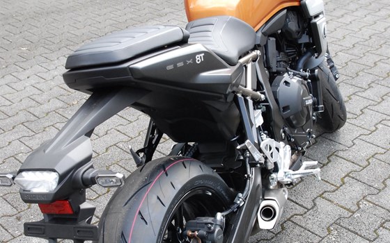 Neufahrzeug Suzuki GSX-8T - Bild 12