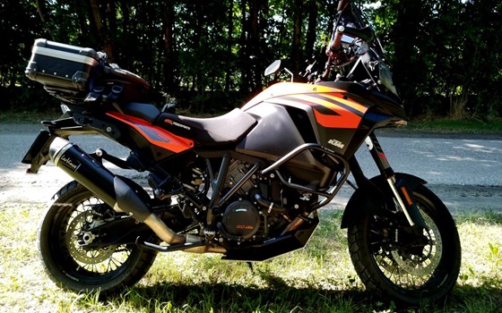 Gebrauchtmotorrad KTM 1290 Super Adventure S - Bild 1 Gebrauchtmotorrad KTM 1290 Super Adventure S - Bild 1