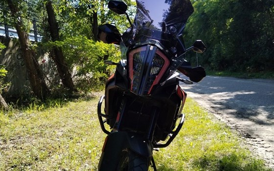 Gebrauchtmotorrad KTM 1290 Super Adventure S - Bild 7 Gebrauchtmotorrad KTM 1290 Super Adventure S - Bild 7