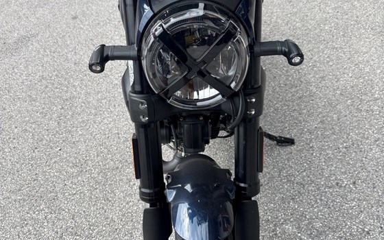 Gebrauchtmotorrad Ducati Scrambler Nightshift - Bild 3 Gebrauchtmotorrad Ducati Scrambler Nightshift - Bild 3