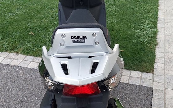 Gebrauchtmotorrad Daelim Otello 125 - Bild 6 Gebrauchtmotorrad Daelim Otello 125 - Bild 6