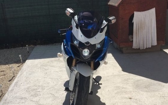 Gebrauchtmotorrad Suzuki GSX-R 1000 - Bild 2 Gebrauchtmotorrad Suzuki GSX-R 1000 - Bild 2