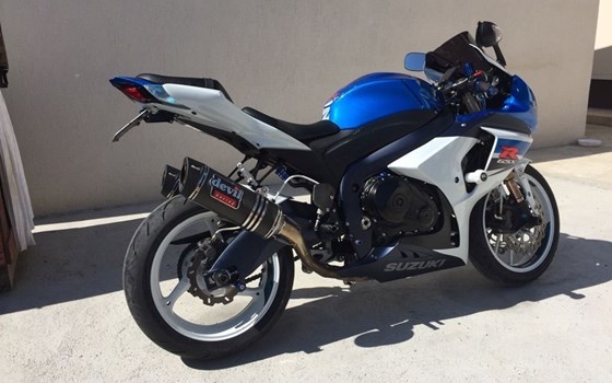 Gebrauchtmotorrad Suzuki GSX-R 1000 - Bild 3 Gebrauchtmotorrad Suzuki GSX-R 1000 - Bild 3