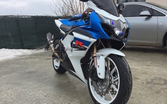 Gebrauchtmotorrad Suzuki GSX-R 1000 - Bild 8 Gebrauchtmotorrad Suzuki GSX-R 1000 - Bild 8